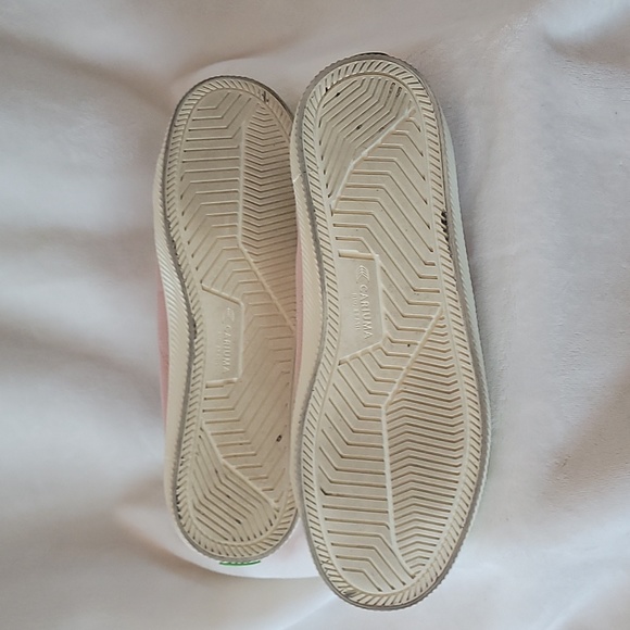 CARIUMA sneakers sz 10 womans excellent shape! Plush pink/mauve - Picture 8 of 11